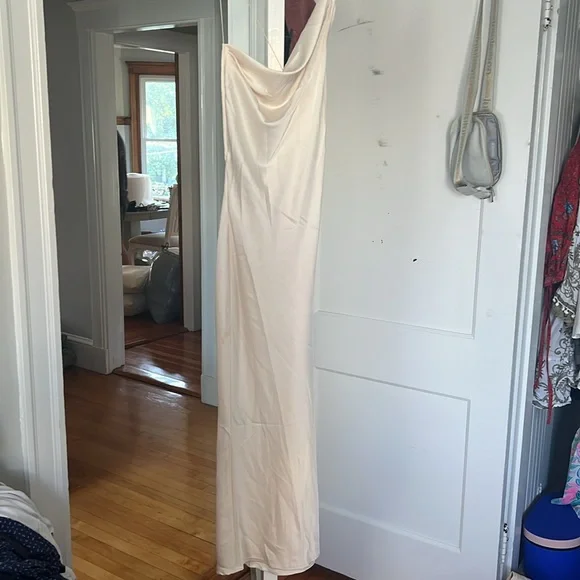 12th Tribe White Midi Dress - Picture 3 of 4